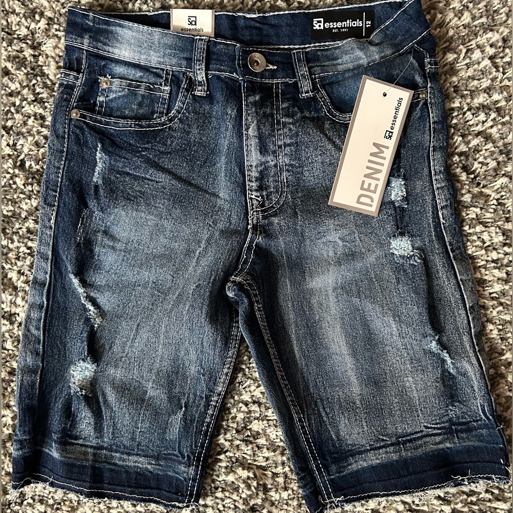 Boys Shorts Size 12, distressed Jeans,NWT, stretch Denim